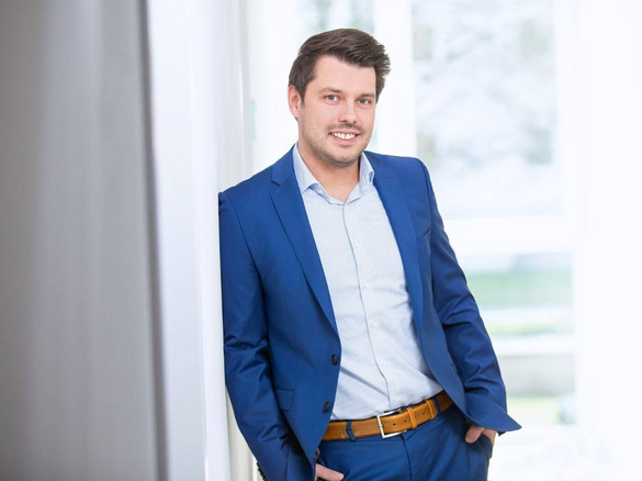 Sebastian Beek - Purchasing Intelligence Consulting Sebastian Beek - Purchasing Intelligence Consulting